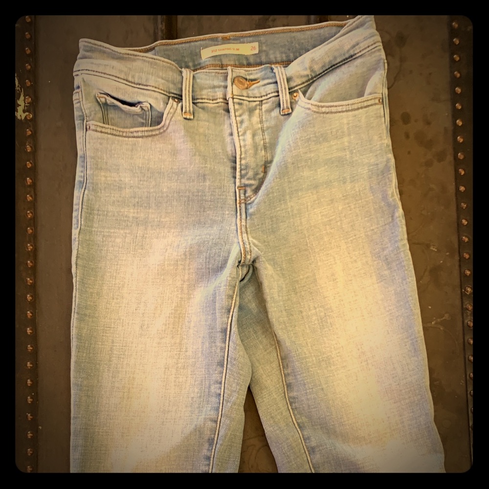 Women’s Levi regular length